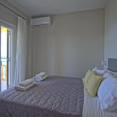 Beachfront Villa Seasun By Posarellivillas Agios Spyridon  Ngoại thất bức ảnh