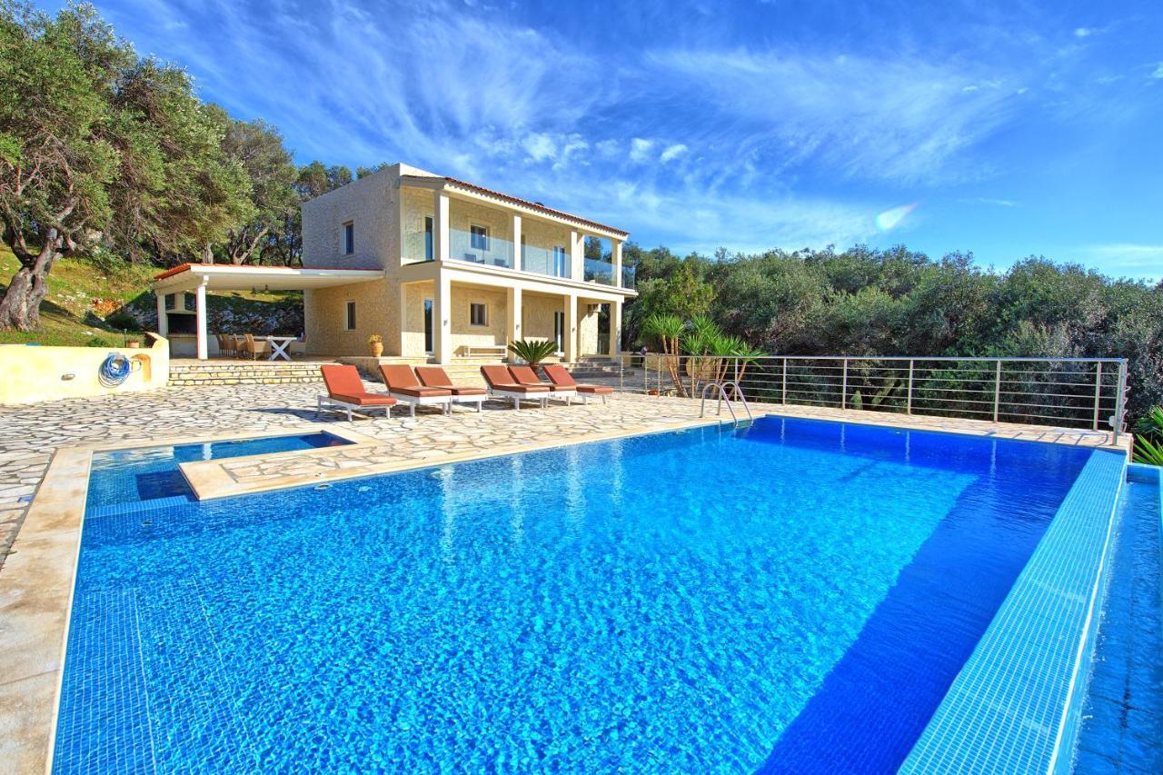 Beachfront Villa Seasun By Posarellivillas Agios Spyridon  Ngoại thất bức ảnh