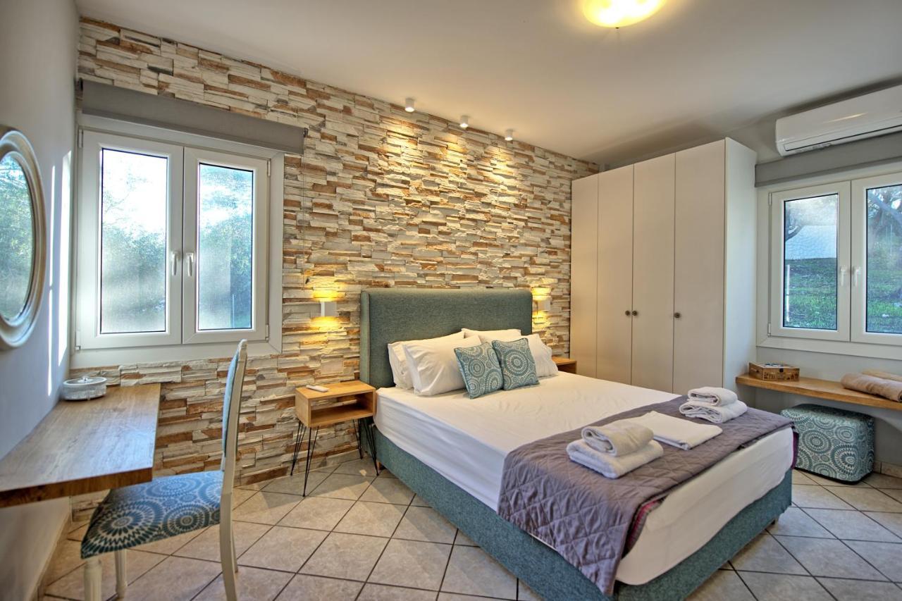 Beachfront Villa Seasun By Posarellivillas Agios Spyridon  Ngoại thất bức ảnh