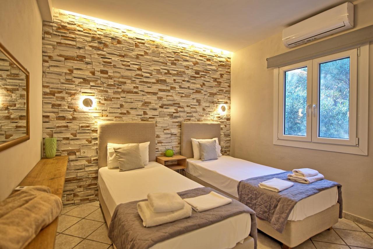 Beachfront Villa Seasun By Posarellivillas Agios Spyridon  Ngoại thất bức ảnh